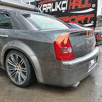 Chrysler 300C Spoiler