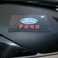 Ford Torpido Kaydırmaz Ped