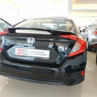 Honda Civic Fc5 V Style Spoiler - Piano Black