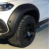 Mercedes X-Class Çıkıntılı Civatasız Çamurluk Kaplama Tek Depo Dodik