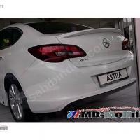 Opel Astra J Sedan Arka Karlık Boyalı