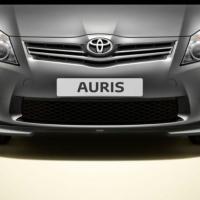 Toyota Auris 2013 - 2014 Ön Tampon Eki Boyasız