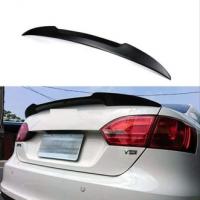 Volkswagen Jetta 2012-2018 İçin M4 Spoiler Parlak Siyah